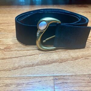 Suzi Roher Accessories Vintage Black Suede Wide Belt with Brass Buckle 28-30” S